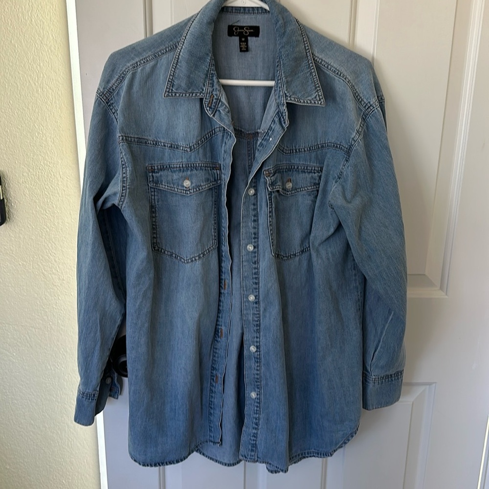 Women’s Jessica Simpson denim shirt NWOT